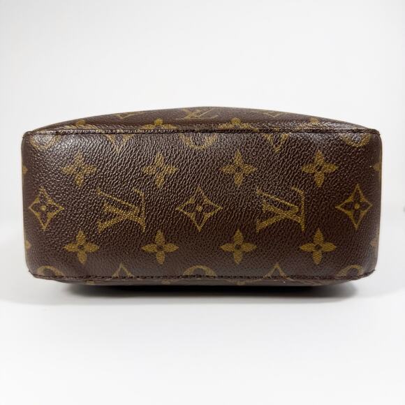 Louis Vuitton Monogram Spontini Crossbody Bag - Picture 7 of 12